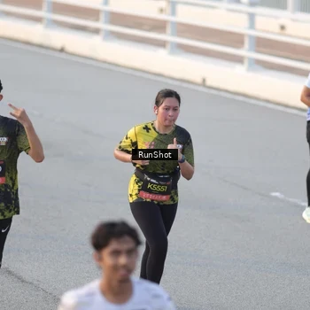 Runner Photo 6828381