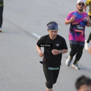Runner Photo 6828396