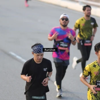 Runner Photo 6828397