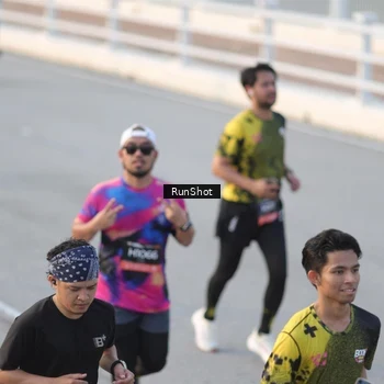 Runner Photo 6828398
