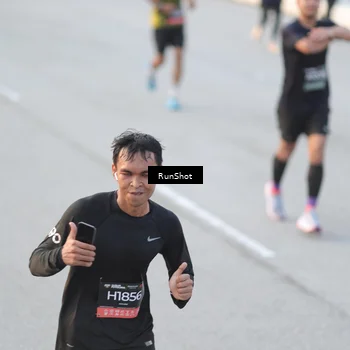 Runner Photo 6828405