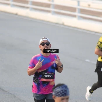 Runner Photo 6828406