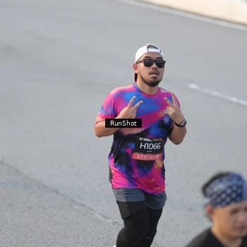 Runner Photo 6828412