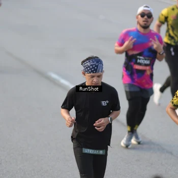Runner Photo 6828416