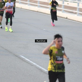 Runner Photo 6828419