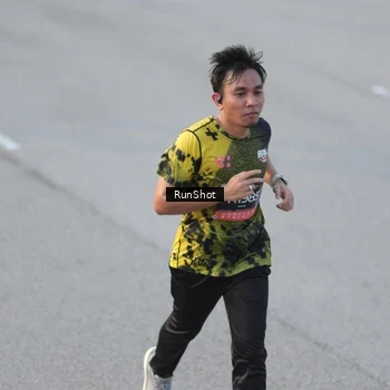 Runner Photo 6828423