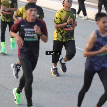 Runner Photo 6828427