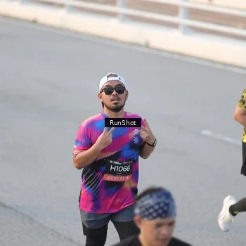 Runner Photo 6828429
