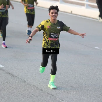 Runner Photo 6828439