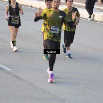 Runner Photo 6828452
