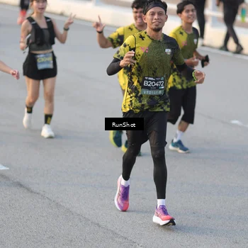 Runner Photo 6828455