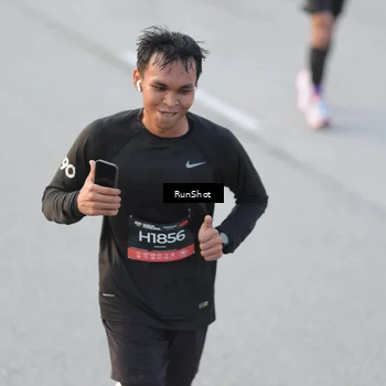 Runner Photo 6828459