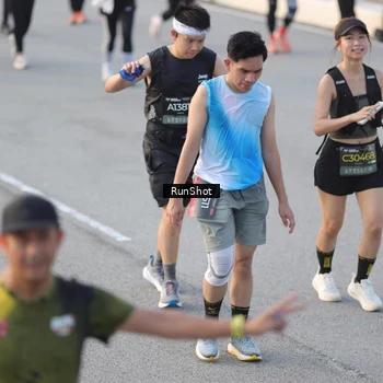 Runner Photo 6828478