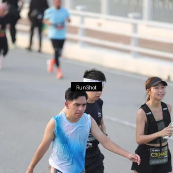 Runner Photo 6828488