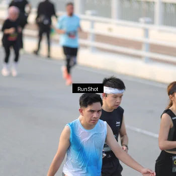 Runner Photo 6828493