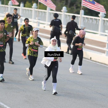 Runner Photo 6828500