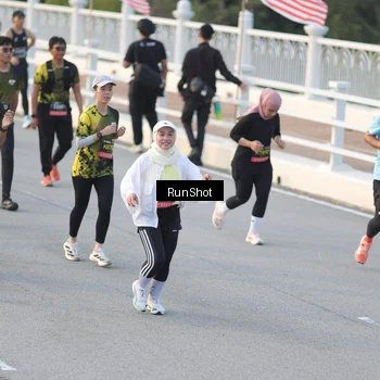 Runner Photo 6828501