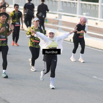 Runner Photo 6828519