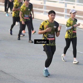 Runner Photo 6828530