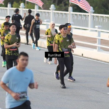 Runner Photo 6828534