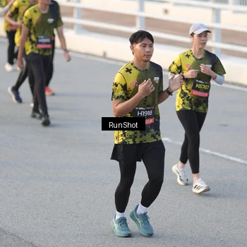 Runner Photo 6828535
