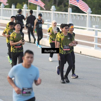 Runner Photo 6828538