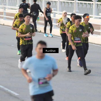 Runner Photo 6828549