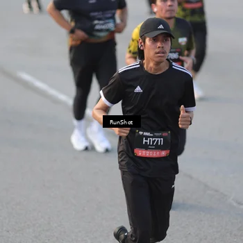 Runner Photo 6828556