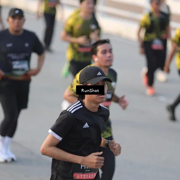 Runner Photo 6828558