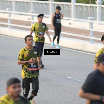 Runner Photo 6828577