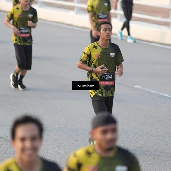 Runner Photo 6828588