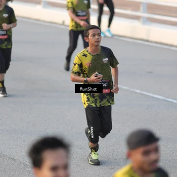 Runner Photo 6828593