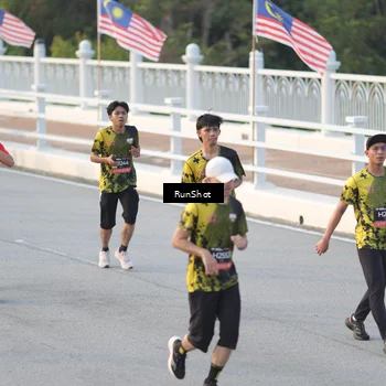 Runner Photo 6828595