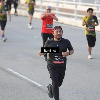 Runner Photo 6828627