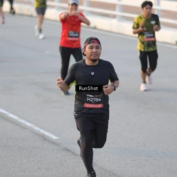 Runner Photo 6828629