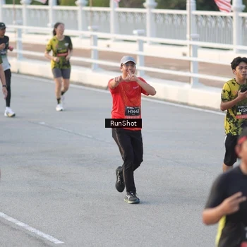 Runner Photo 6828646