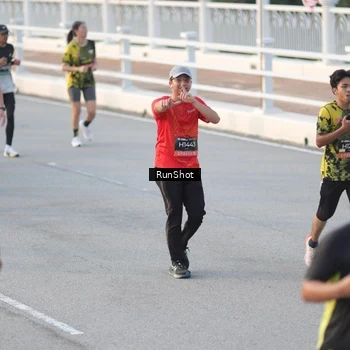 Runner Photo 6828649
