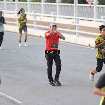 Runner Photo 6828650