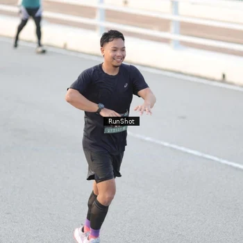 Runner Photo 6828651
