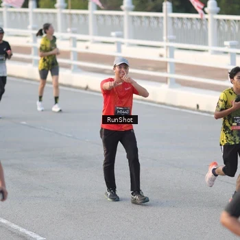Runner Photo 6828654