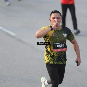 Runner Photo 6828680