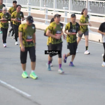 Runner Photo 6828695