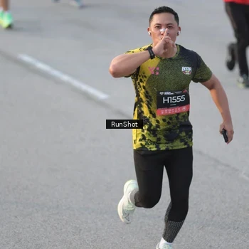 Runner Photo 6828704