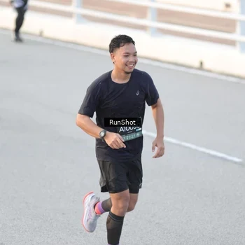 Runner Photo 6828707