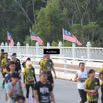 Runner Photo 6828796