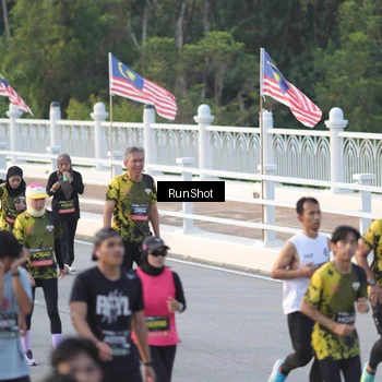 Runner Photo 6828812
