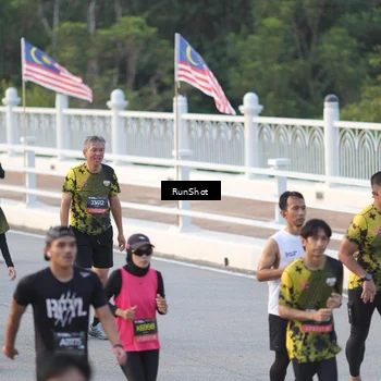 Runner Photo 6828818