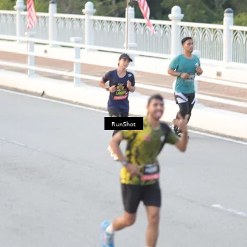 Runner Photo 6828825