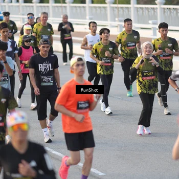 Runner Photo 6828826
