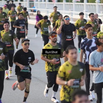 Runner Photo 6828852
